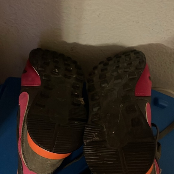 NIKE INTERNATIONALIST MID GREY Multi Color MAAT Runners Sz 6 Women - Picture 2 of 10